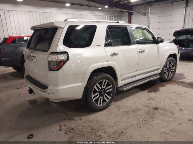 Toyota 4Runner Limited Image 12