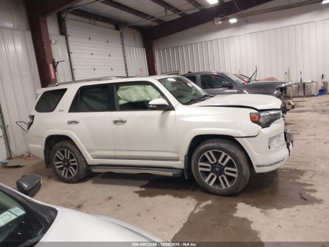 Toyota 4Runner Limited Image 8