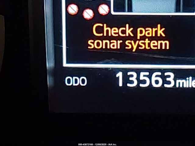 Toyota 4Runner Limited Image 11