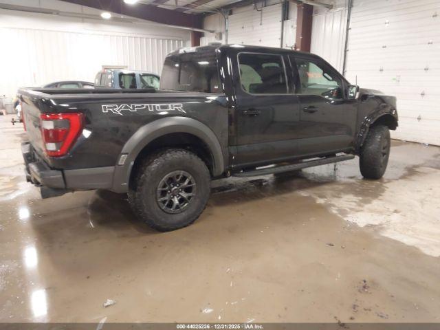 Ford F-150 Raptor Image 15