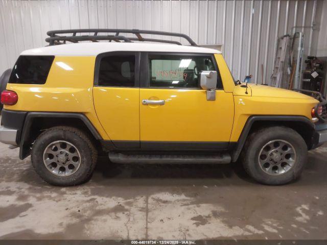 Toyota FJ Cruiser Image 15