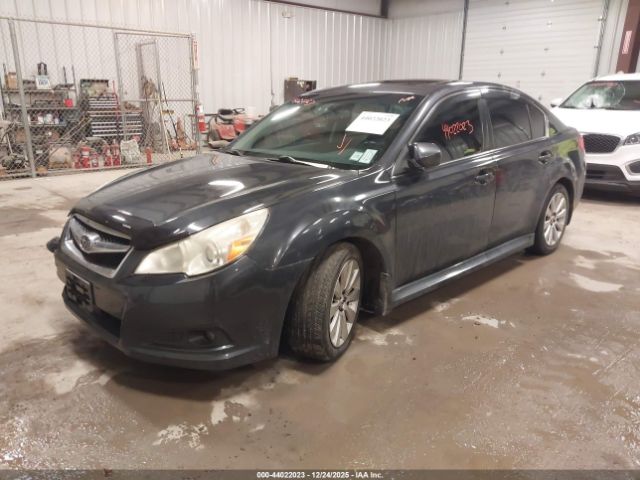 Subaru Legacy 2.5i Limited Image 2