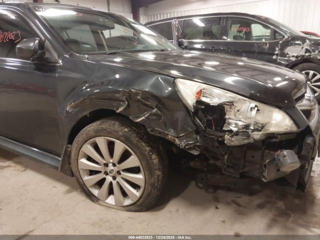 Subaru Legacy 2.5i Limited Image 12