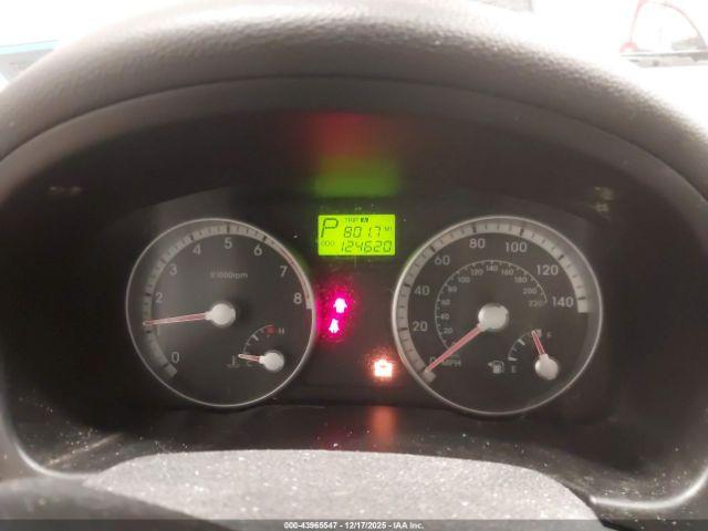 Hyundai ACCENT Gls Image 9