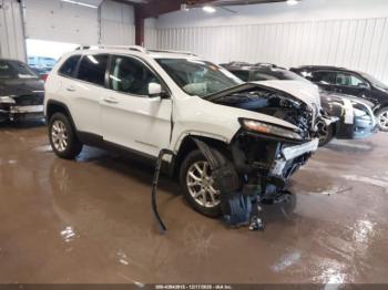  Salvage Jeep Cherokee