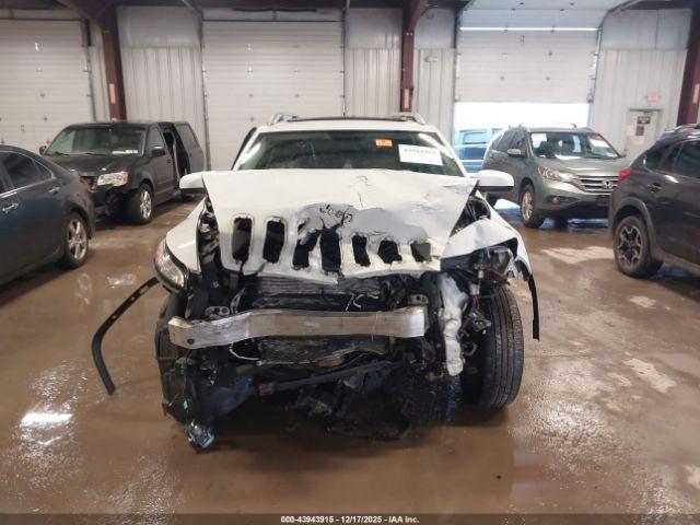 Jeep Cherokee Latitude Image 6