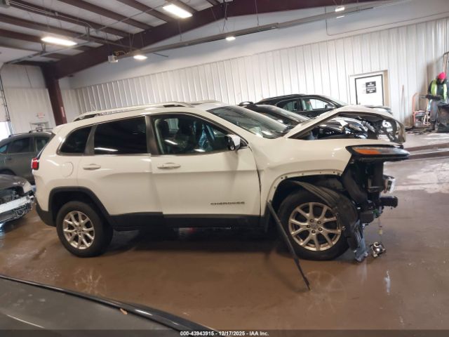 Jeep Cherokee Latitude Image 9