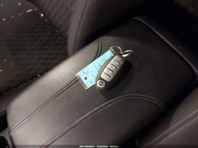 Nissan Rogue Sv Image 9