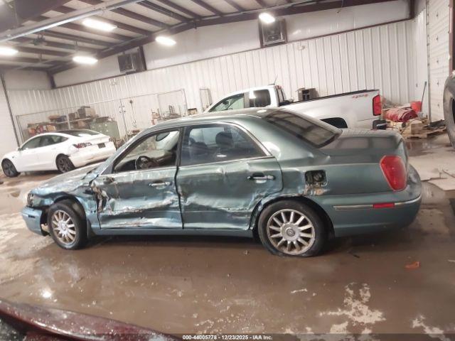 Hyundai XG350 L Image 9