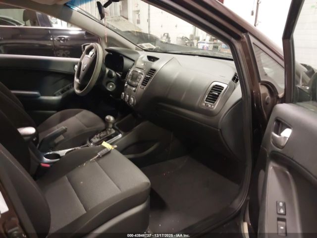 Kia Forte Lx Image 9