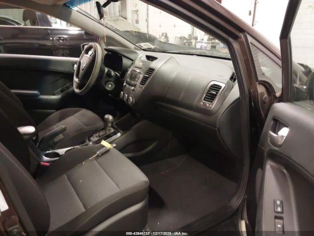 Kia Forte Lx Image 9