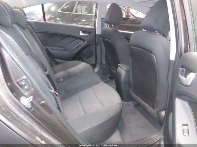 Kia Forte Lx Image 3