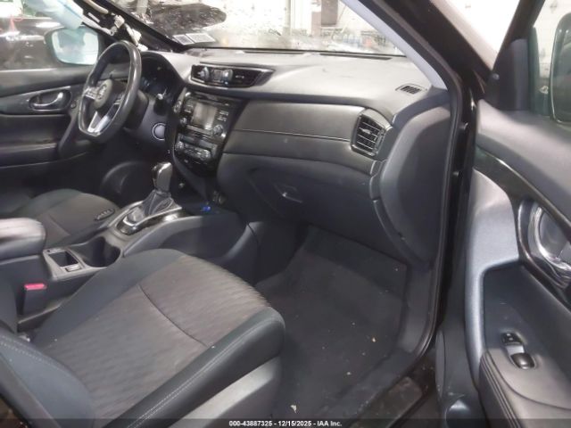 Nissan Rogue Sv Image 4