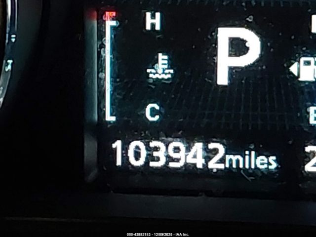 Mitsubishi Outlander Image 10