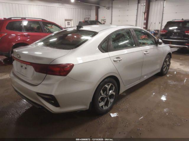 Kia Forte Lxs Image 13