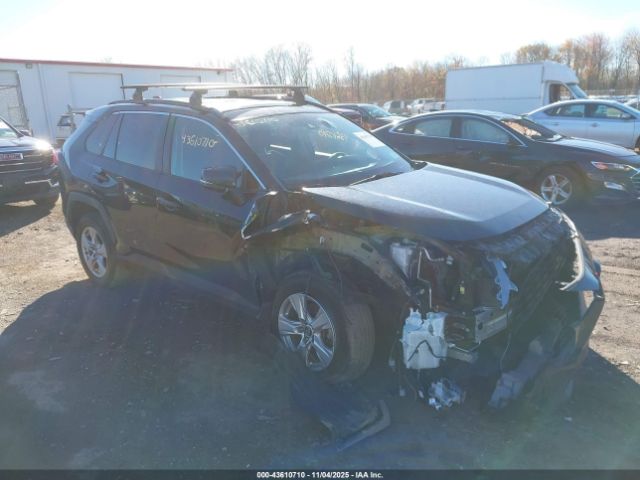 Toyota RAV4 Xle Image 1