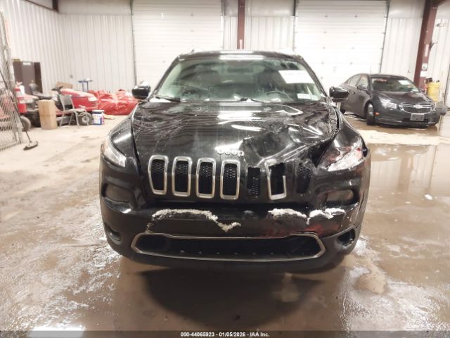 Jeep Cherokee Limited 4x4 Image 15