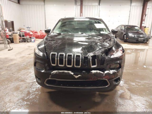 Jeep Cherokee Limited 4x4 Image 15