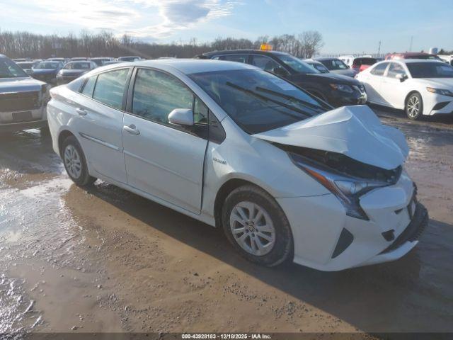  Salvage Toyota Prius
