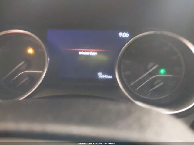 Toyota Camry Xle Hybrid Image 14