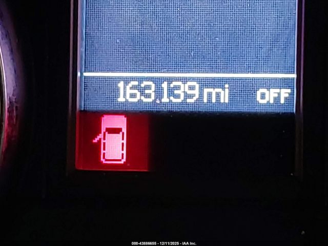 Chrysler Town & Country Touring Image 16