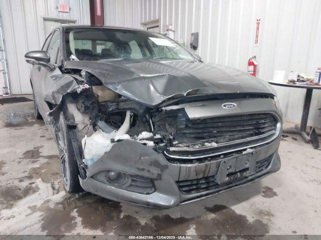 Ford Fusion Se Image 4