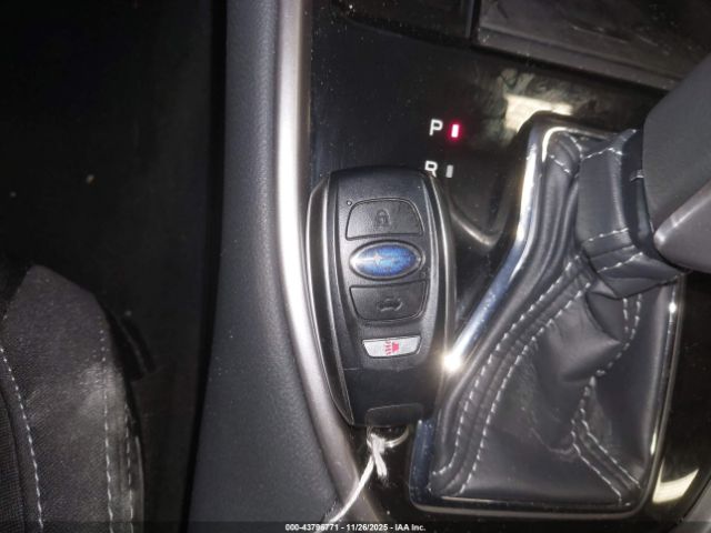 Subaru Legacy Premium Image 10