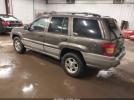 Jeep Grand Cherokee Laredo Image 2
