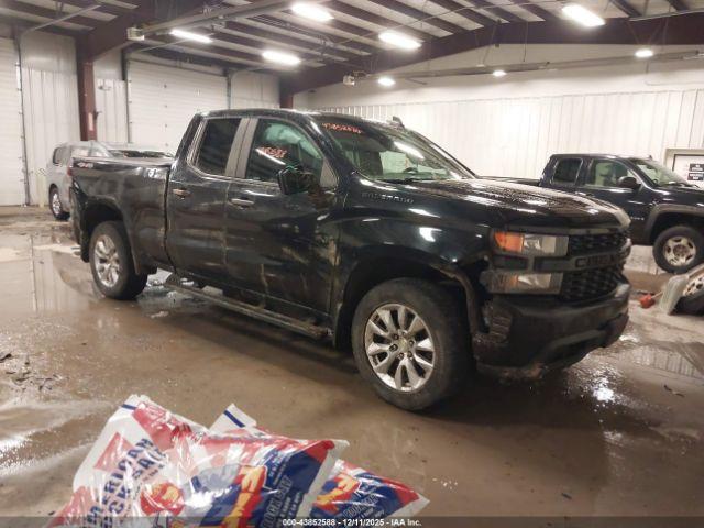  Salvage Chevrolet Silverado 1500