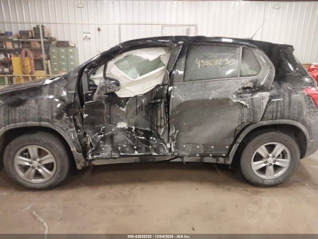 Chevrolet Trax Awd Ls Image 15