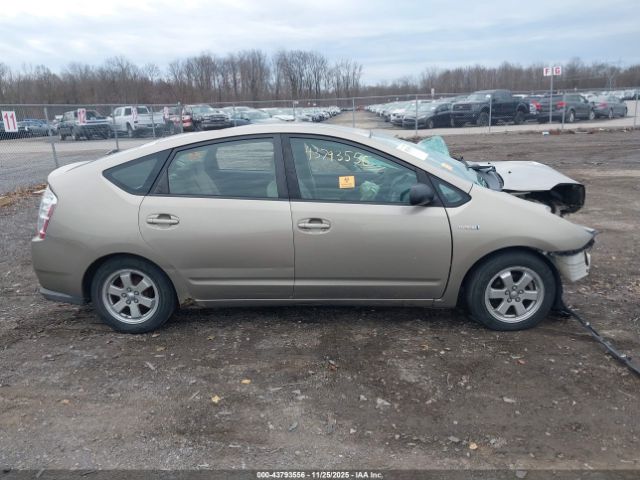 Toyota Prius Standard Image 7