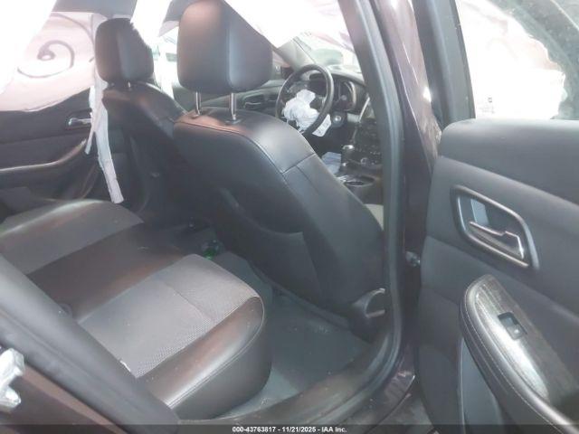 Chevrolet Malibu 1lt Image 11