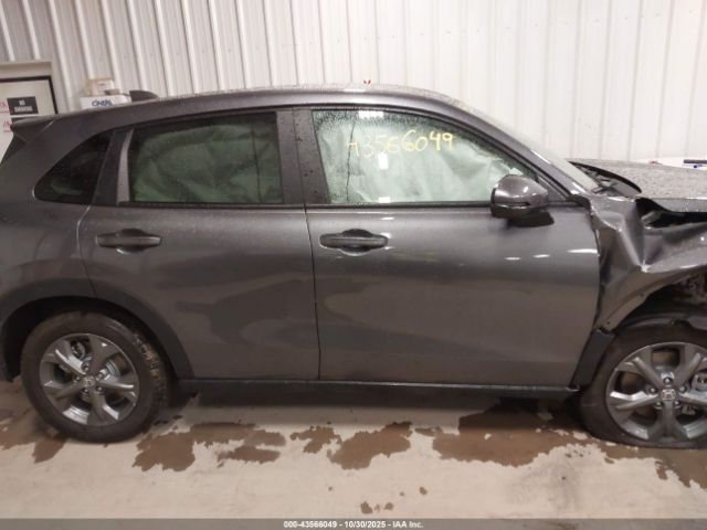 Honda HR-V Awd Lx Image 8