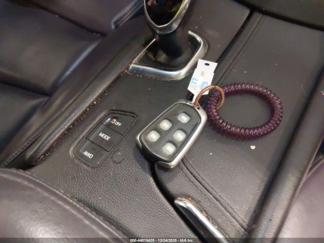 Cadillac XT5 Premium Luxury Image 2