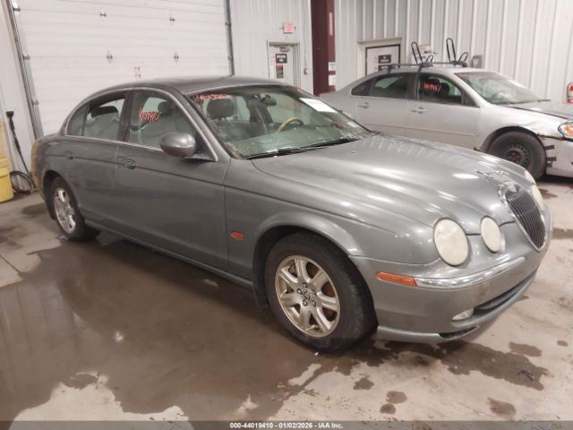 Jaguar S-Type 3.0l V6 Image 1
