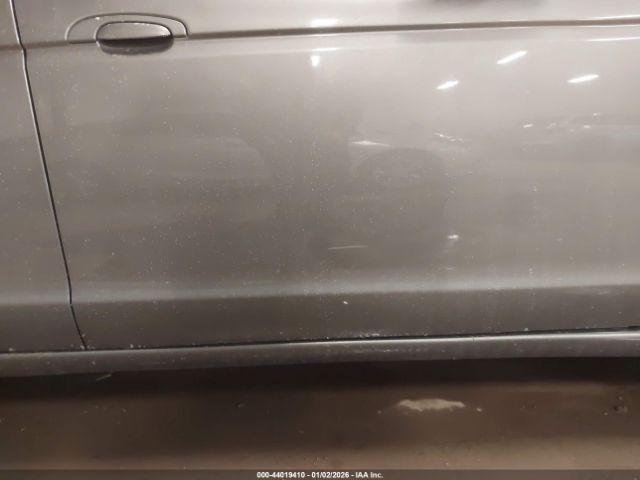 Jaguar S-Type 3.0l V6 Image 5