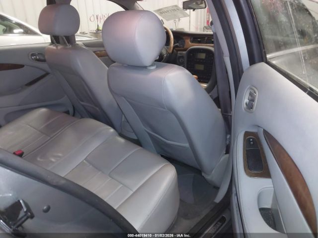 Jaguar S-Type 3.0l V6 Image 10