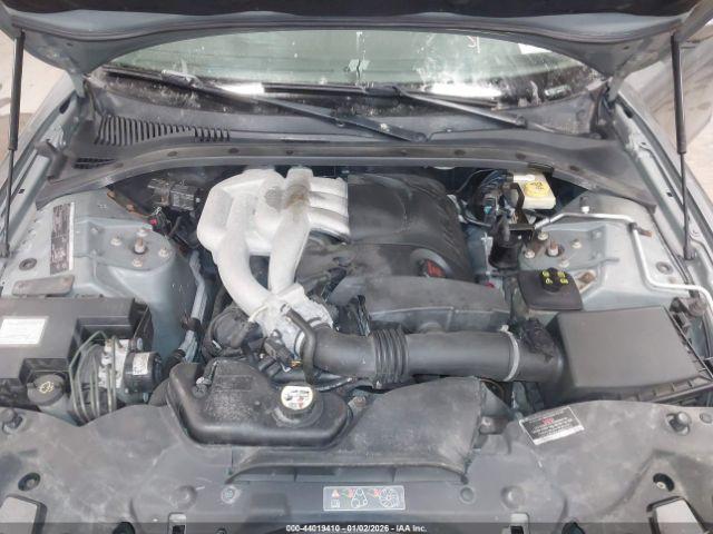 Jaguar S-Type 3.0l V6 Image 8