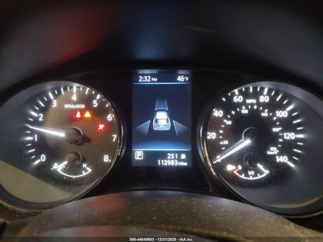 Nissan Rogue Sv Image 15