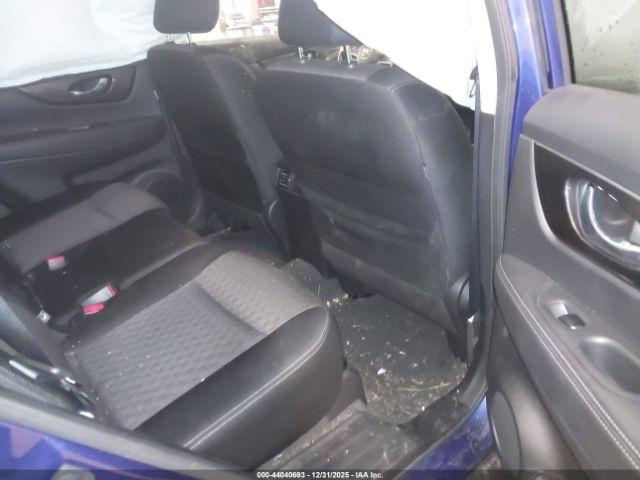 Nissan Rogue Sv Image 8