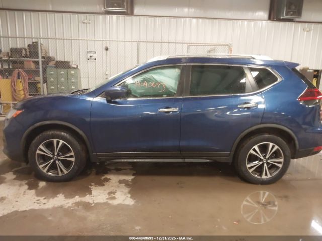 Nissan Rogue Sv Image 13