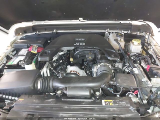 Jeep Gladiator Sport S 4x4 Image 13