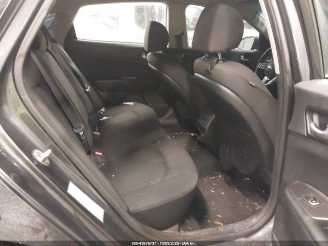 Kia Optima Lx Image 9