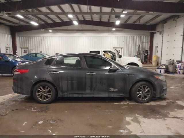 Kia Optima Lx Image 15