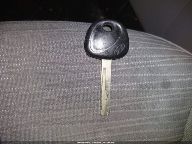 Hyundai ACCENT Gls Image 6