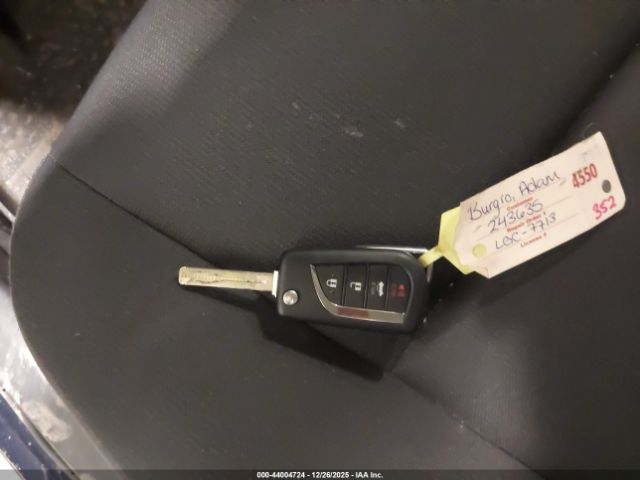 Toyota Corolla Le Image 3