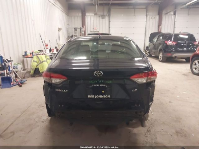 Toyota Corolla Le Image 10