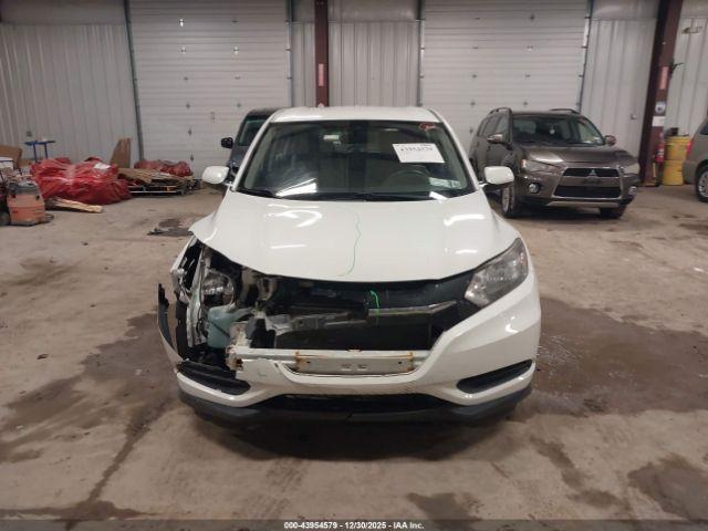 Honda HR-V Lx Image 3