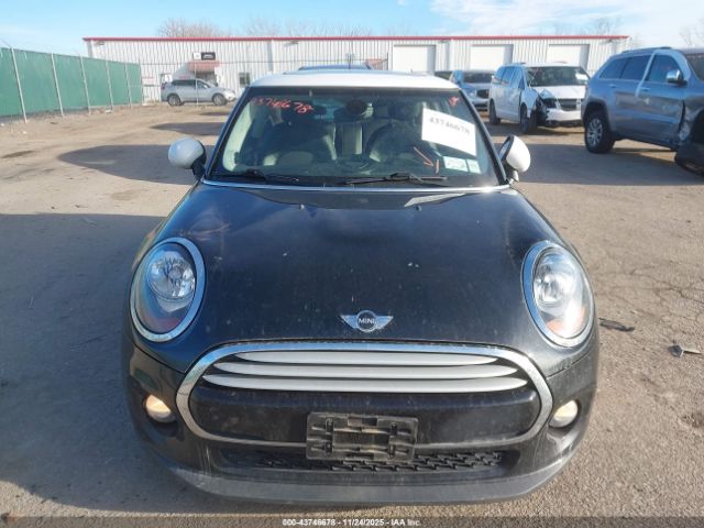 MINI Hardtop Cooper Image 2