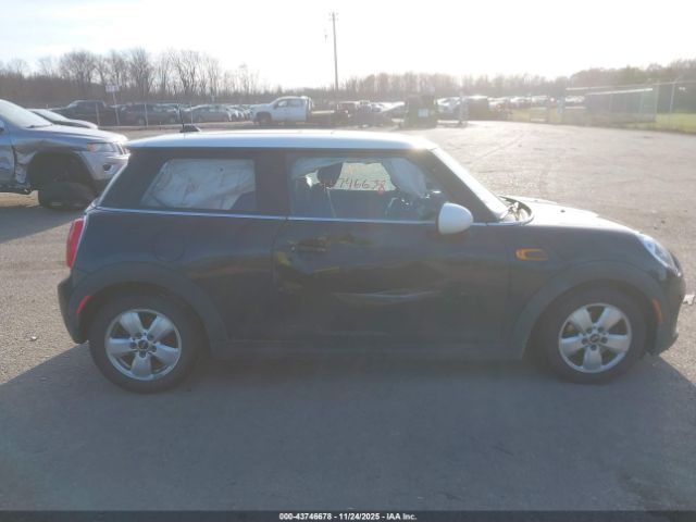 MINI Hardtop Cooper Image 5